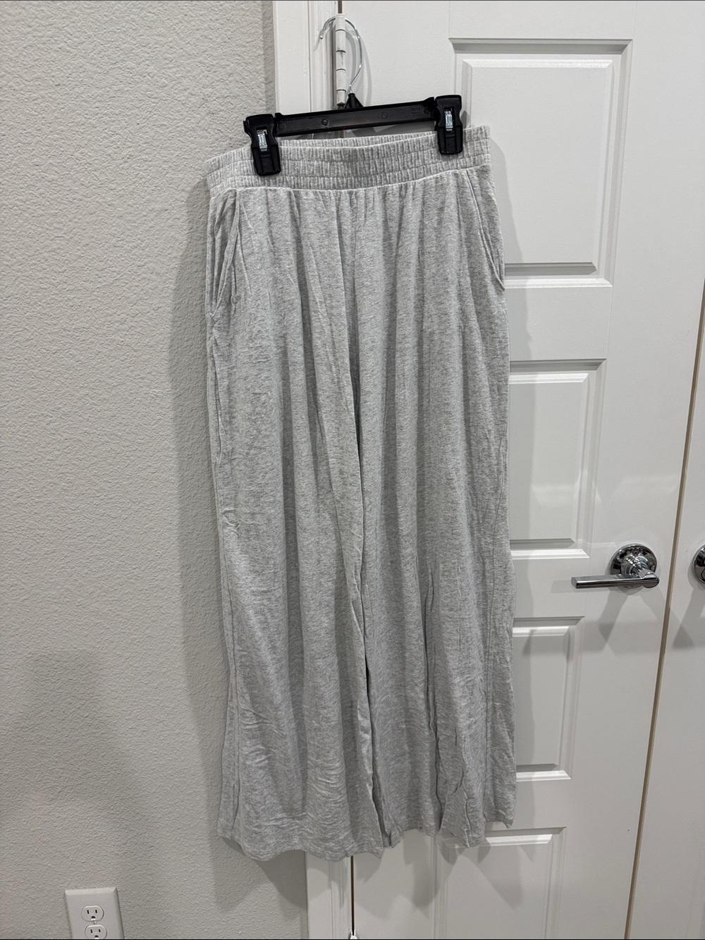 Abercrombie and Fitch Lounge Collection Gray Lounge Pants